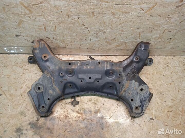 Балка подмоторная Hyundai Solaris