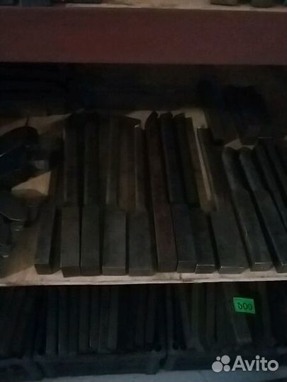 Токарный инструмент