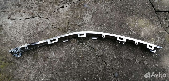 Молдинг touareg левый