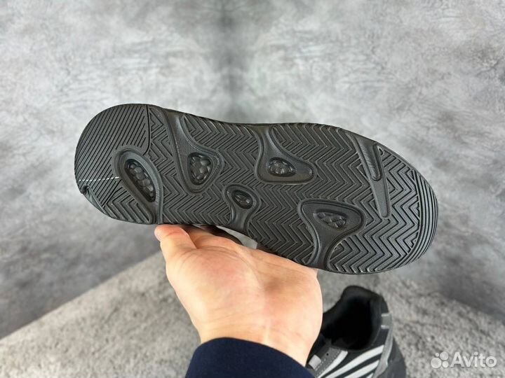 Кроссовки мужские Adidas новые