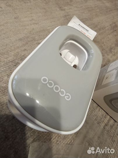 Дозатор для зубной пасты