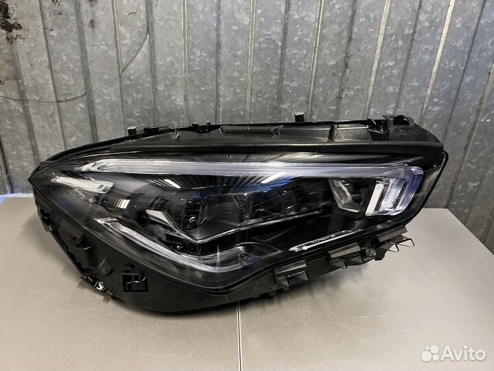 Фара правая Mercedes CLA X118 multibeam