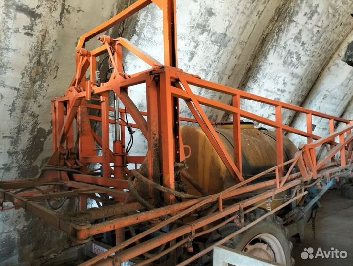 Опрыскиватель, 2000