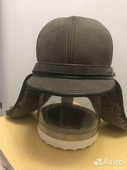 Зимняя мужская шапка