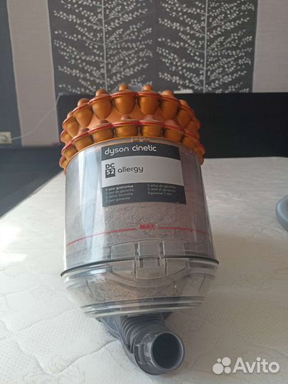 Пылесос Dyson cinetic DC52