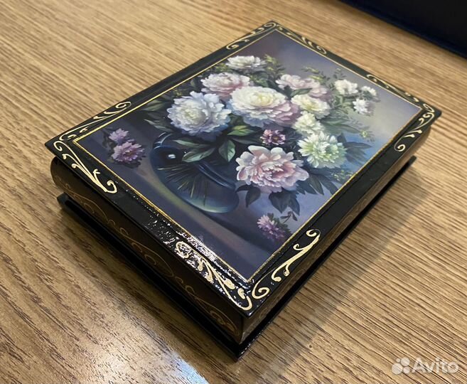 Шкатулка для украшений