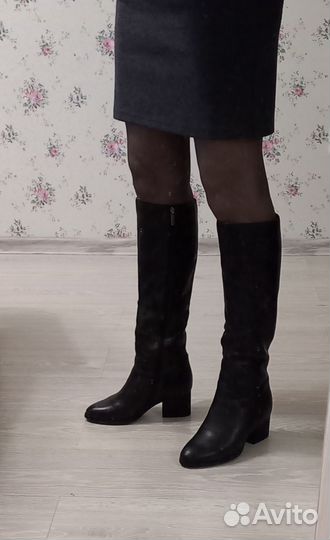 Зимние женские сапоги 37,5