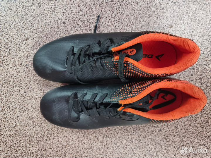 Бутсы футбольные 39 размер. Новые
