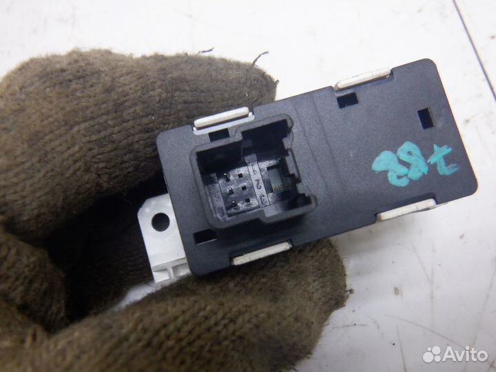 Кнопка аварийной сигнализации Focus 1