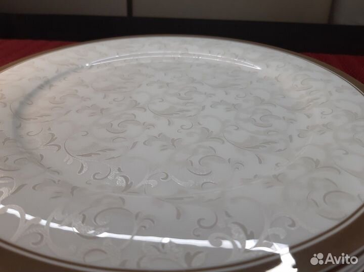 Тарелки обеденные Серый шелк Костяной фарфор