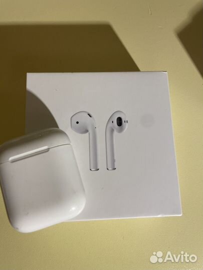 Наушники apple airpods 1 на запчасти