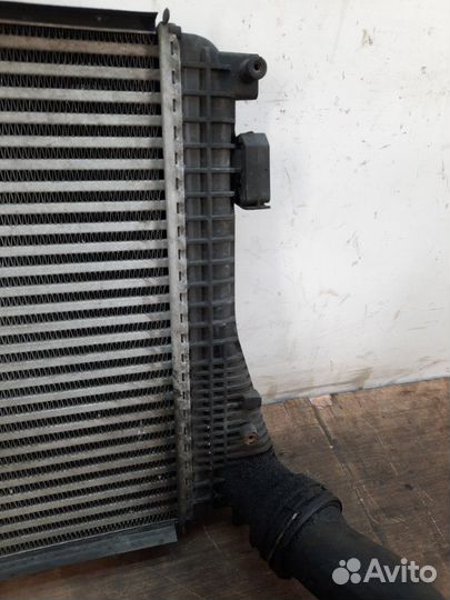 Интеркулер Volkswagen Passat универсал 1.9 BXE