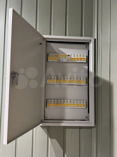 Дом 188 м² на участке 8 сот.