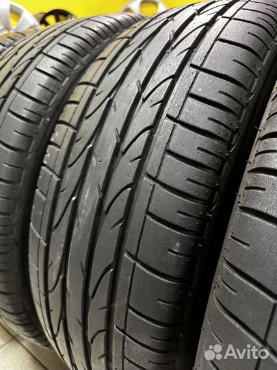 Bridgestone Dueler H/P Sport 215/60 R17