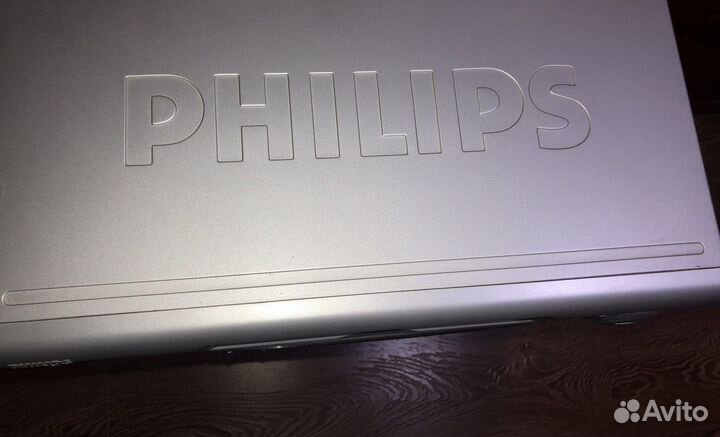 Видеомагнитофон