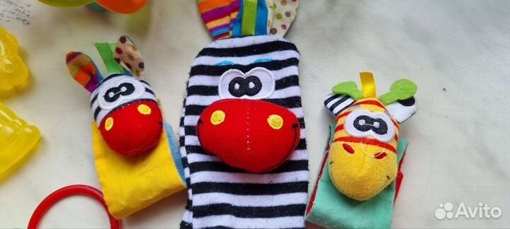 Детские игрушки для малышей