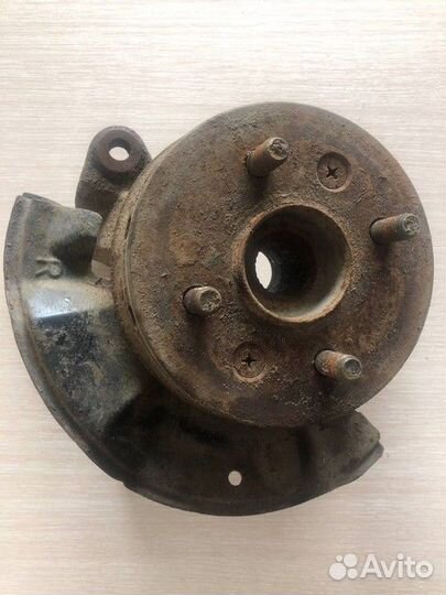 Кулак поворотный передний правый Kia Spectra