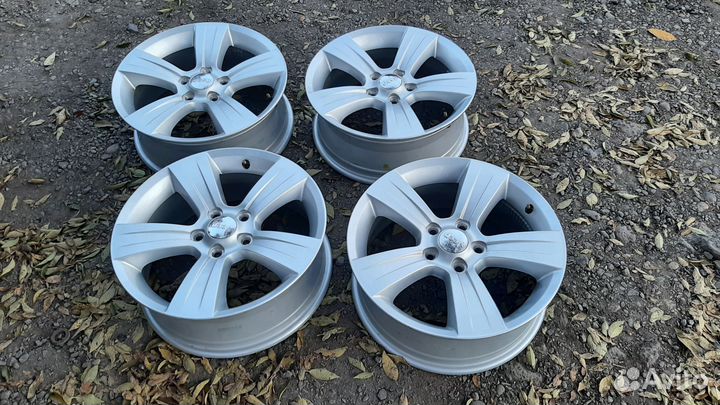 R17 5*114,3 ET40 Jeep Compass