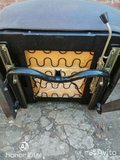 Сиденья передние на Волгу