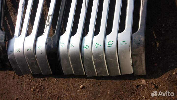 Range Rover 13-17г L405 правый молдинг зад бампера