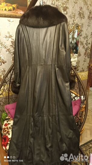 Пальто кожаное 2 шт 50-52