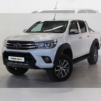 Toyota Hilux 2.8 AT, 2017, 211 155 км, с пробегом, цена 2 990 000 руб.