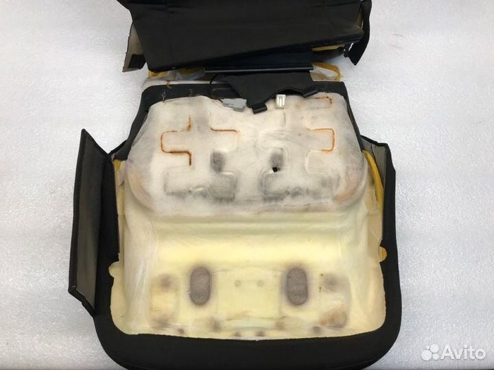 Обшивка сиденья передняя правая Chevrolet Orlando