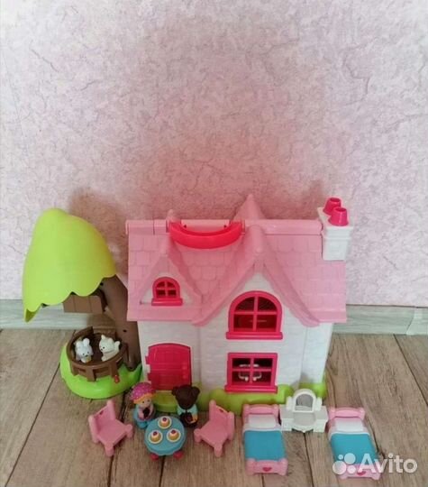 Автобус, школа, корабль, домик кошечки собачки