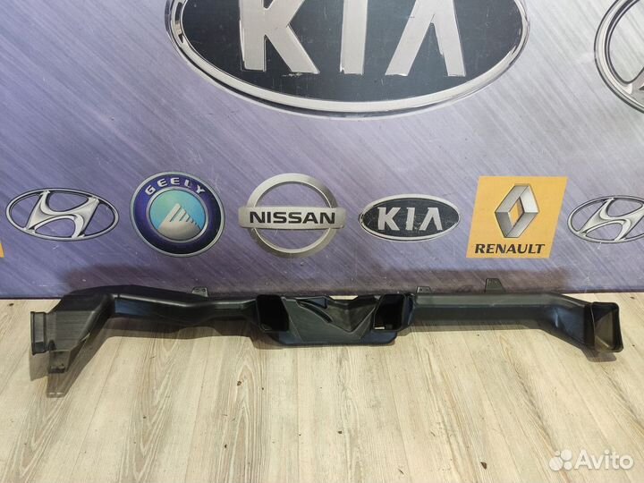 Воздуховод отопителя печки Nissan primera P12