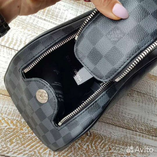 Нессер мужской Louis Vuitton