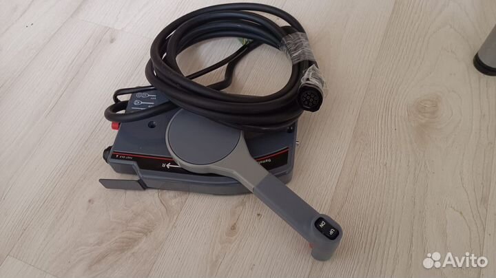 Машинка газ реверс Ямаха 703 10-pin