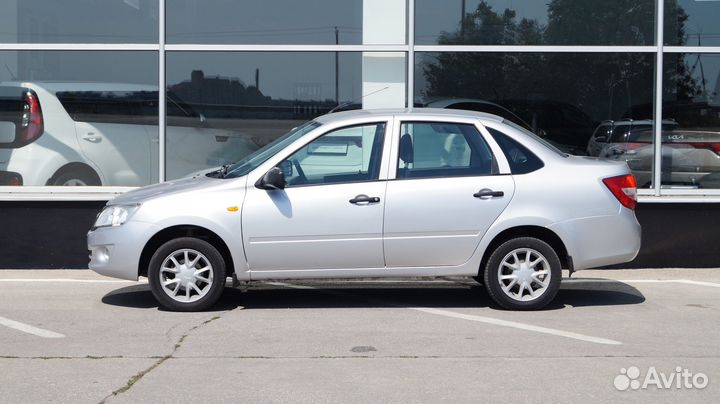 LADA Granta 1.6 МТ, 2013, 75 000 км