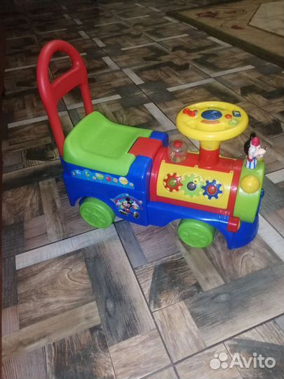 Паровозик каталка развивающий Disney