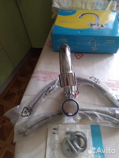 Смеситель для раковины Новый + гибкая подводка