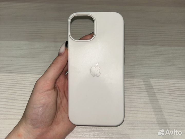 Чехол на айфон 14
