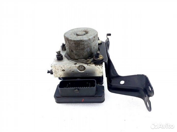 Блок ABS (насос) Toyota Camry XV55 2arfe 2016