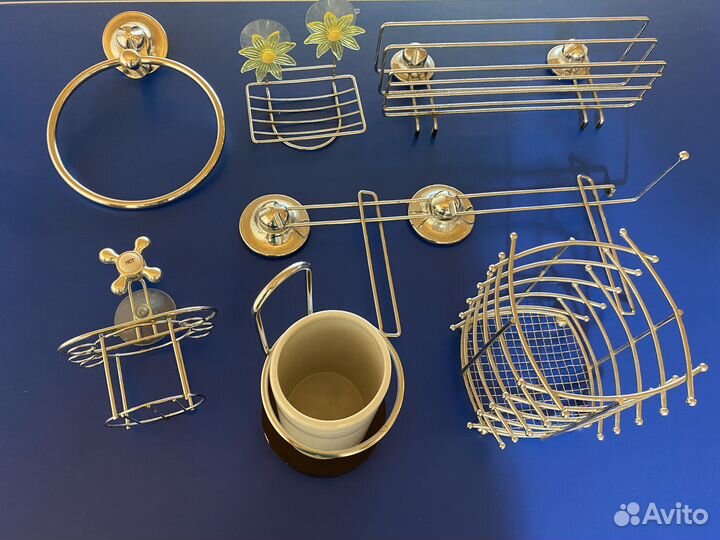 Аксессуары для ванной и кухни