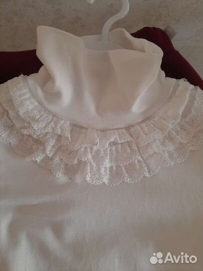 Белая кружевная блузка