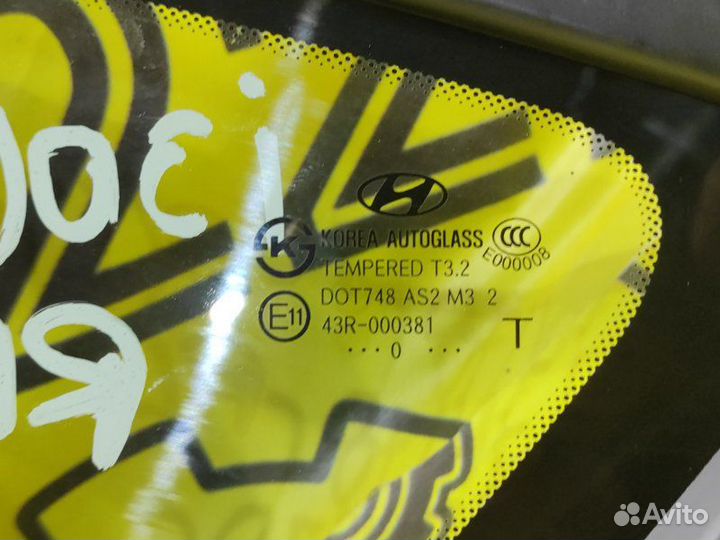 Форточка задняя левая Hyundai I30 FD G4FC