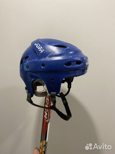 Хоккейный шлем jofa 690L