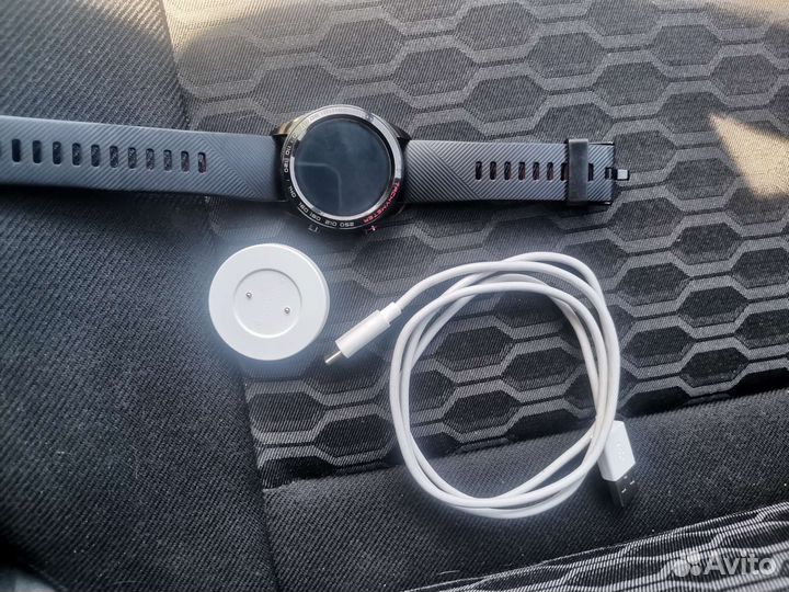 Смарт часы honor magic watch