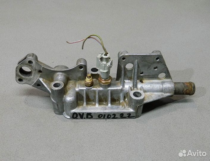 Фланец охлаждения (магистраль) Opel Vectra B 1.8