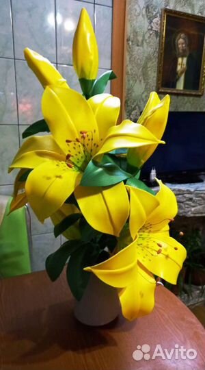 Лилия ночник