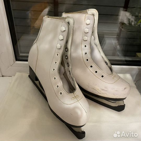 Коньки фигурные