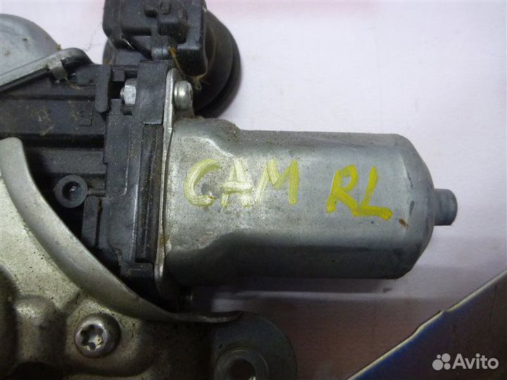 Стеклоподъемник задний левый Toyota Camry XV50