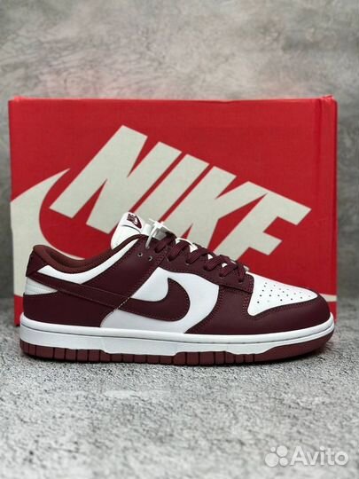 Кроссовки Nike SB Dunk Low