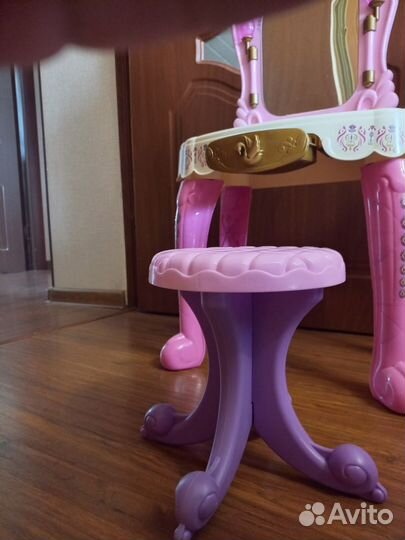 Детский туалетный столик для девочки