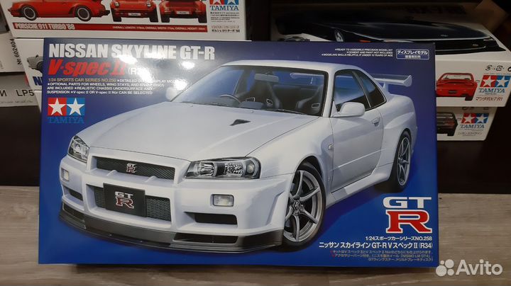 Nissan Skyline GTR R34 V-spec 2 Tamiya 1:24