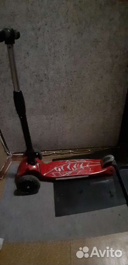 Самокат детский трехколесный