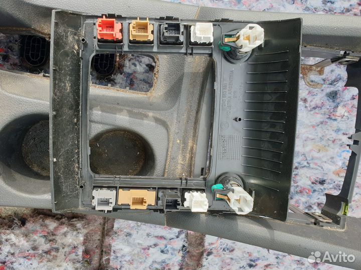 Кнопки управления Фольксваген Амарок